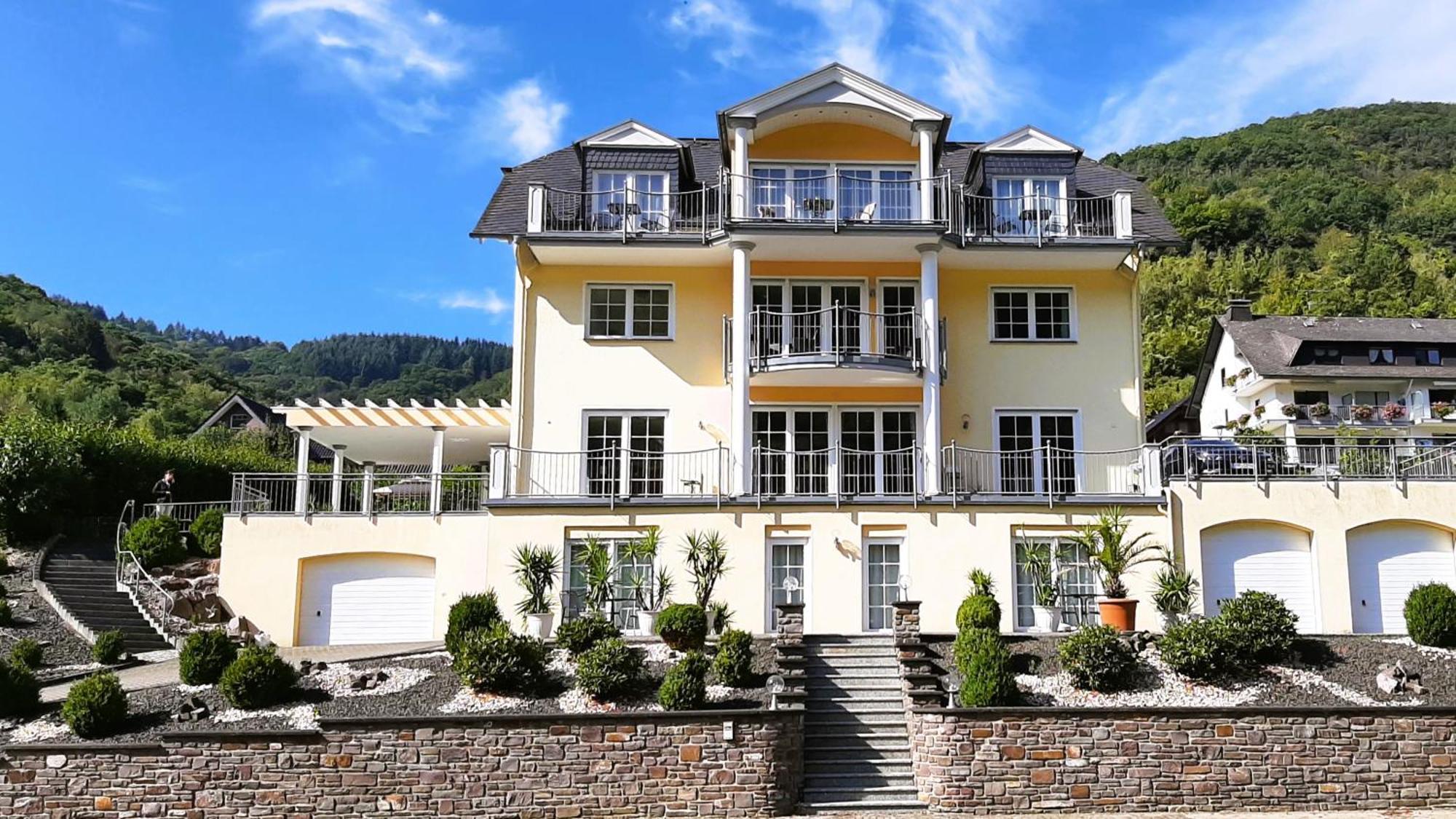 Residenz Moselstausee Sankt Aldegund Exterior foto